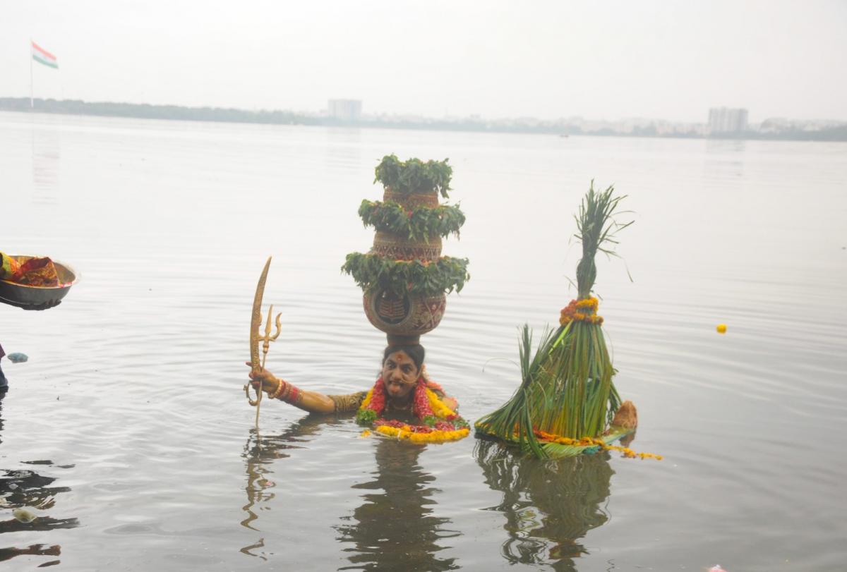 Ganga Teppotsavam Celebrations in Khairatabad Photo Gallery - Sakshi30