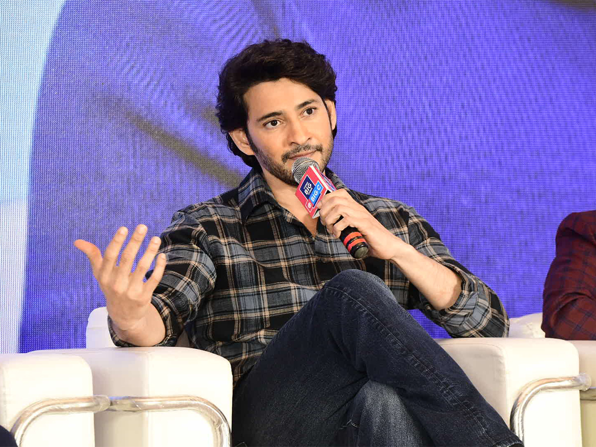 Mahesh Babu Media Interaction at BIG C 20 Years Celebrations - Sakshi1