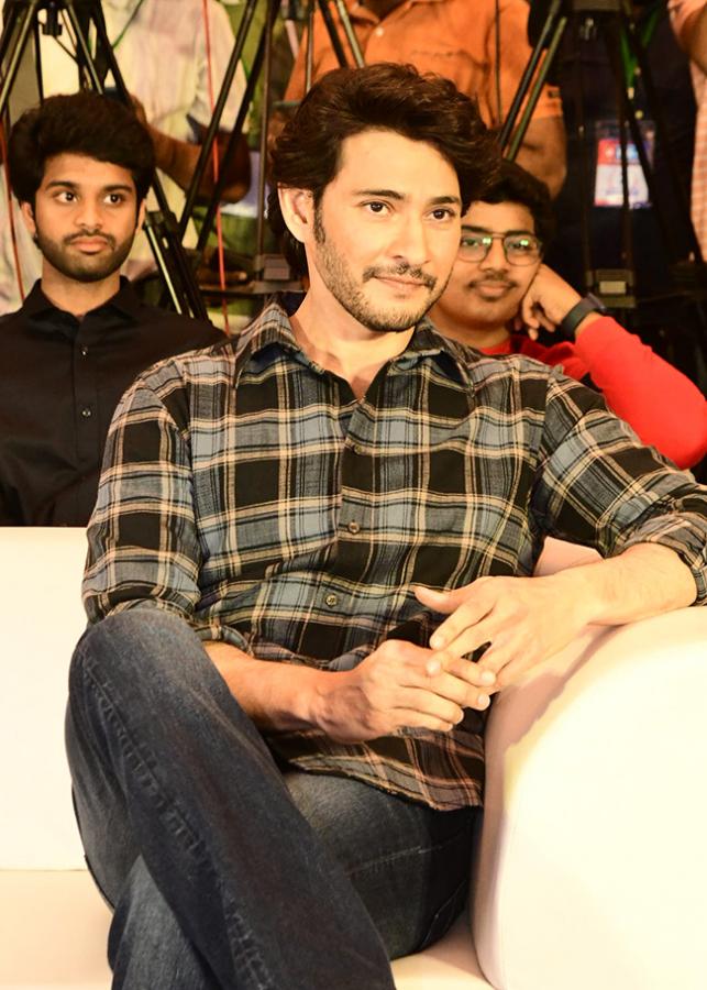 Mahesh Babu Media Interaction at BIG C 20 Years Celebrations - Sakshi30