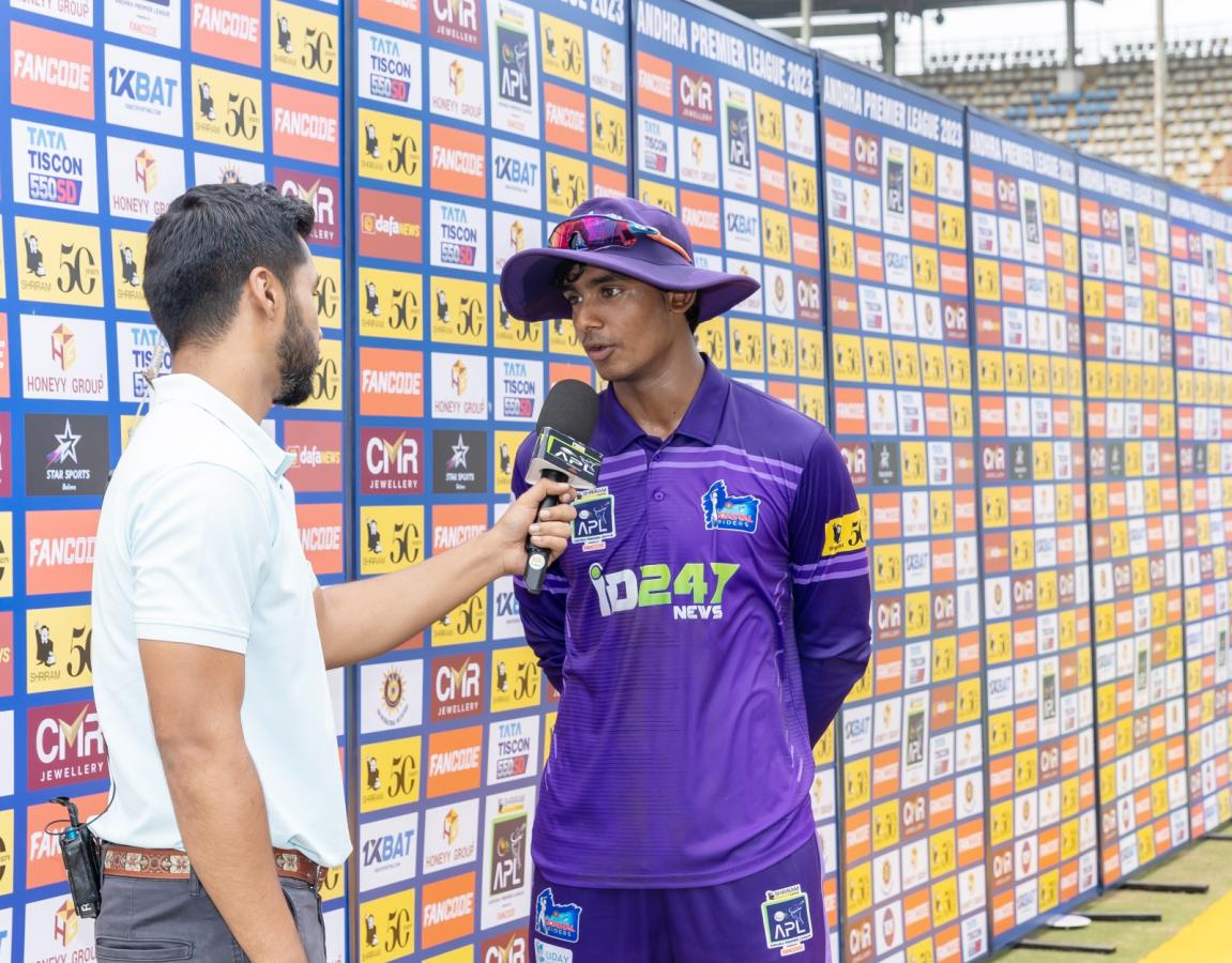 Coastal Riders vs Godavari Titans At Visakhapatnam YSR Stadium Photos - Sakshi11