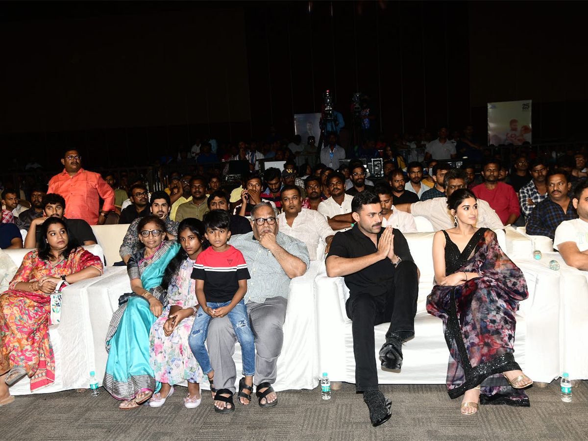 Gandeevadhari Arjuna Pre Release Event Photos - Sakshi17