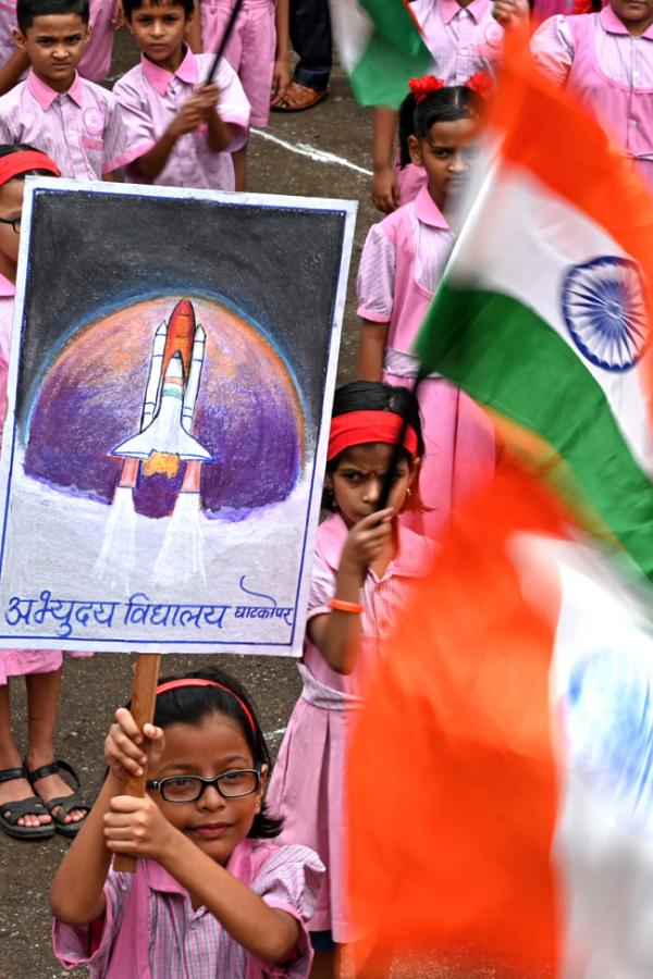 Chandrayaan 3: Prayers being offered across world and in India for successful moon landing - Sakshi32