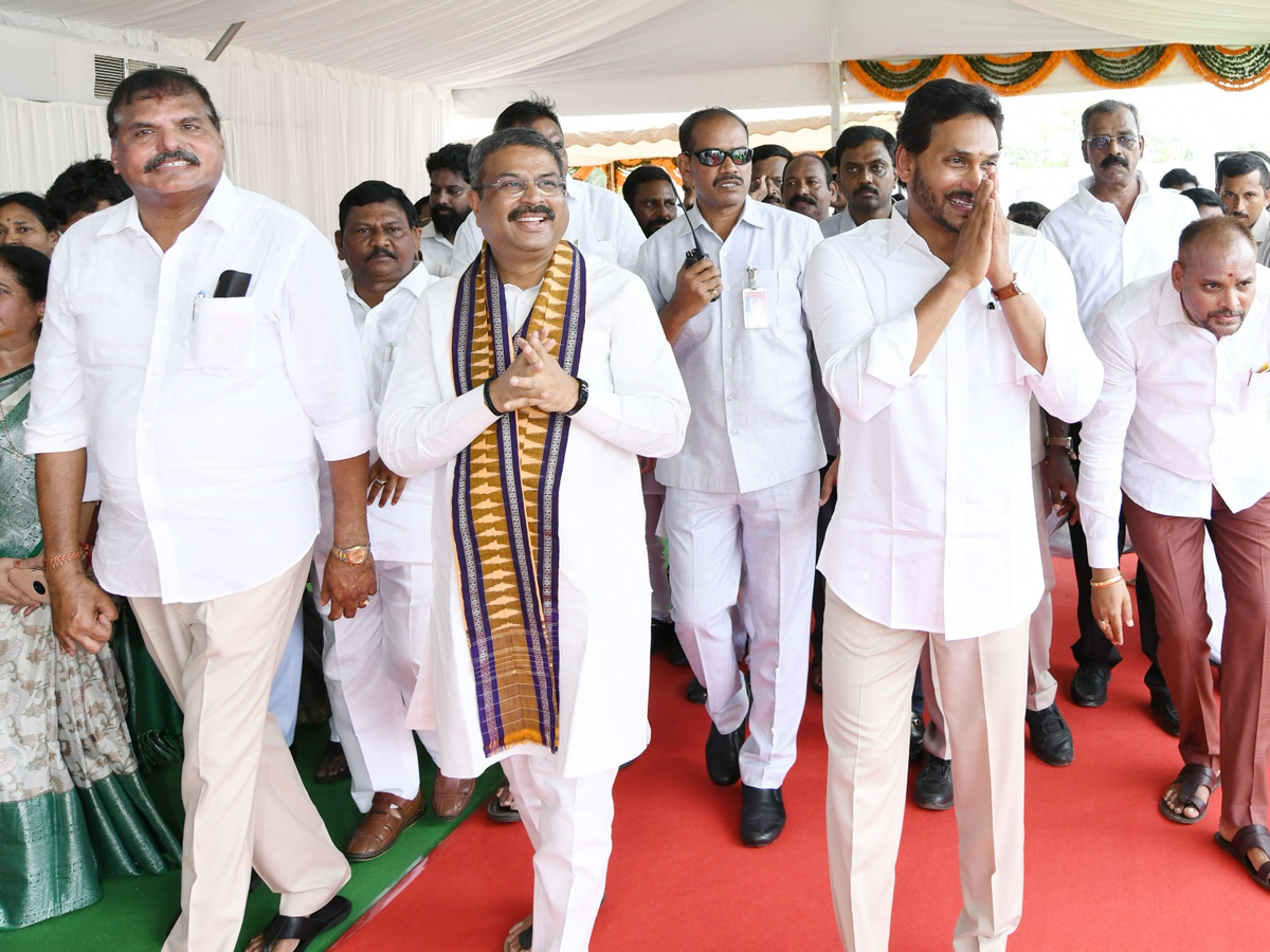 AP CM YS Jagan Lay Foundation Stone For Central Tribal University at Vizianagaram - Sakshi11