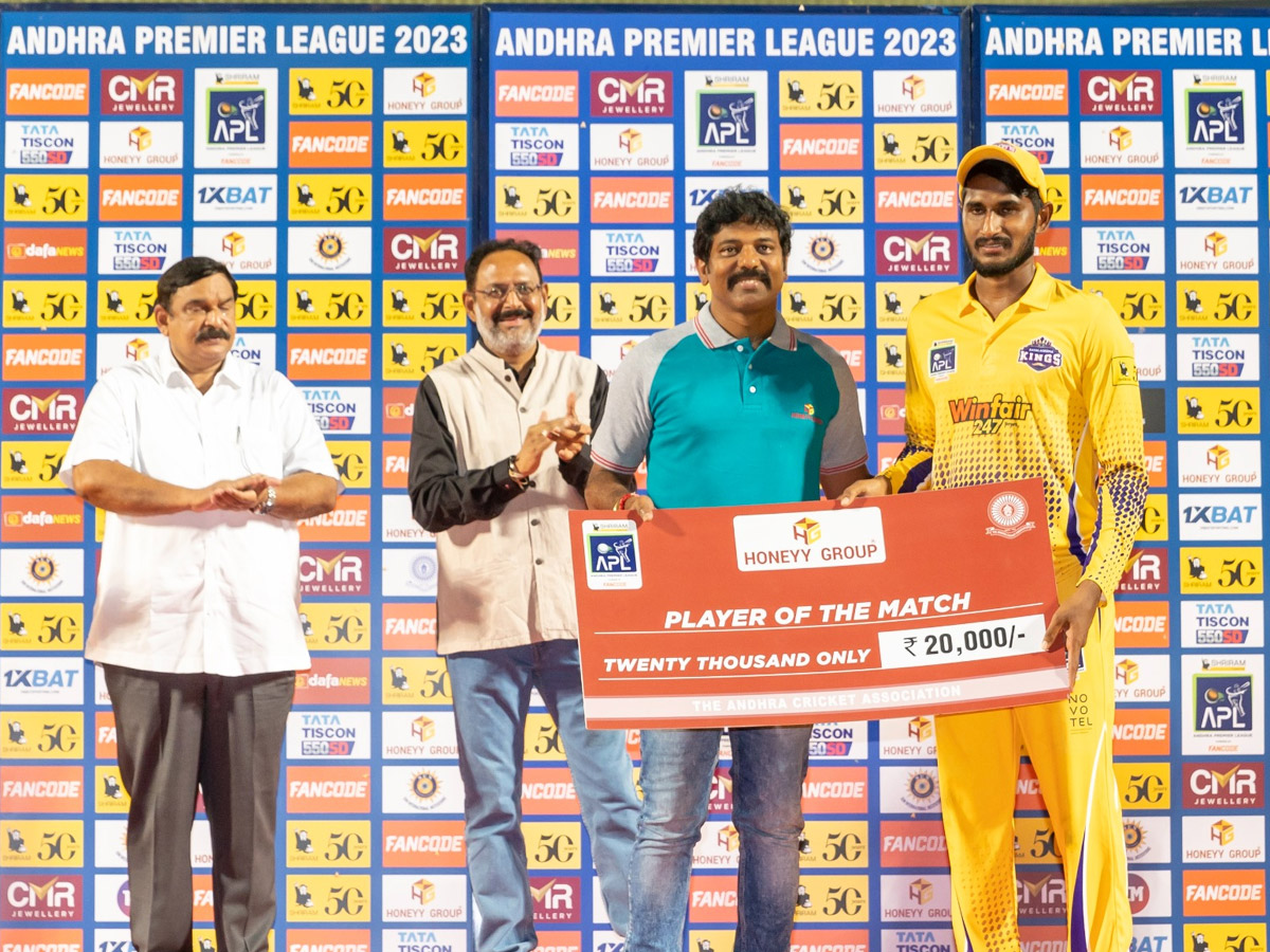 Rayalaseema Beat Coastal Riders In Andhra Premier League FInal Match PHotos - Sakshi14