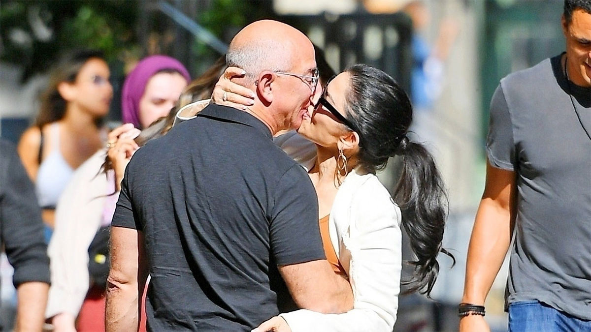 Amazon Founder jeff bezos and lauren sanchez photos - Sakshi6