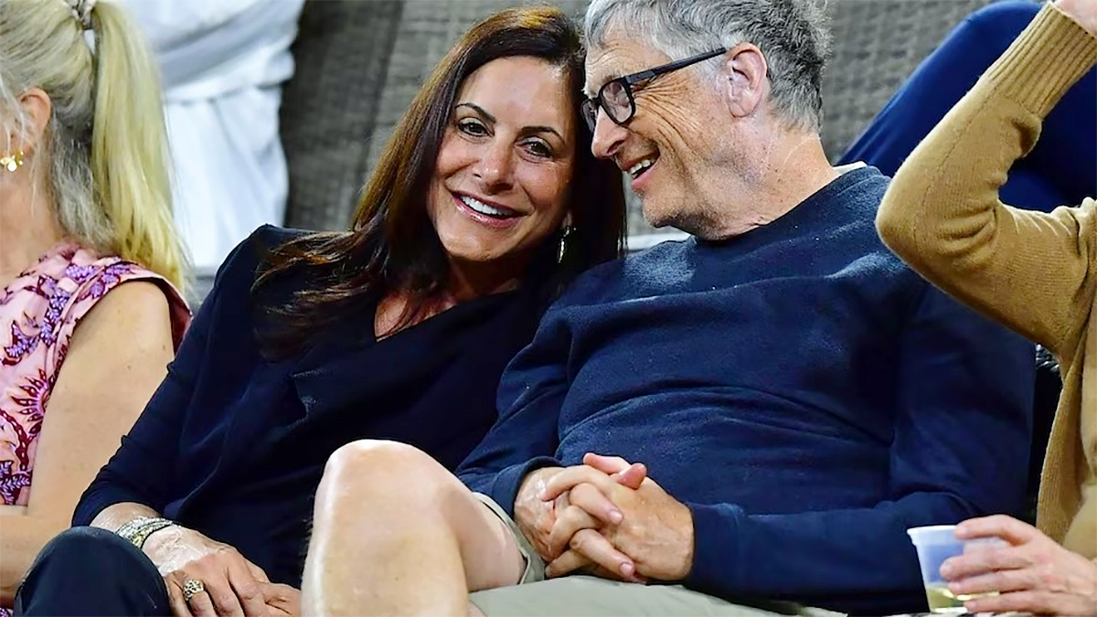 Bill gates and his new girlfriend paula hurd viral photos - Sakshi2