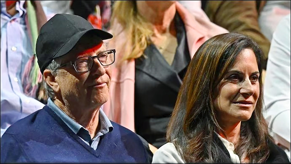 Bill gates and his new girlfriend paula hurd viral photos - Sakshi5