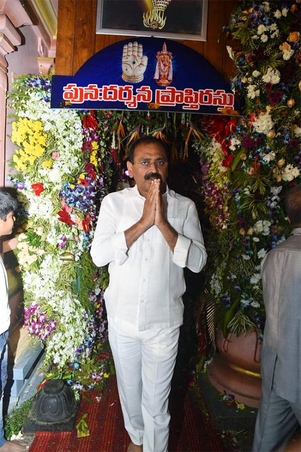 InPics: TTD New Chairman Bhumana Karunakar Reddy Rare Photos Gallery - Sakshi29