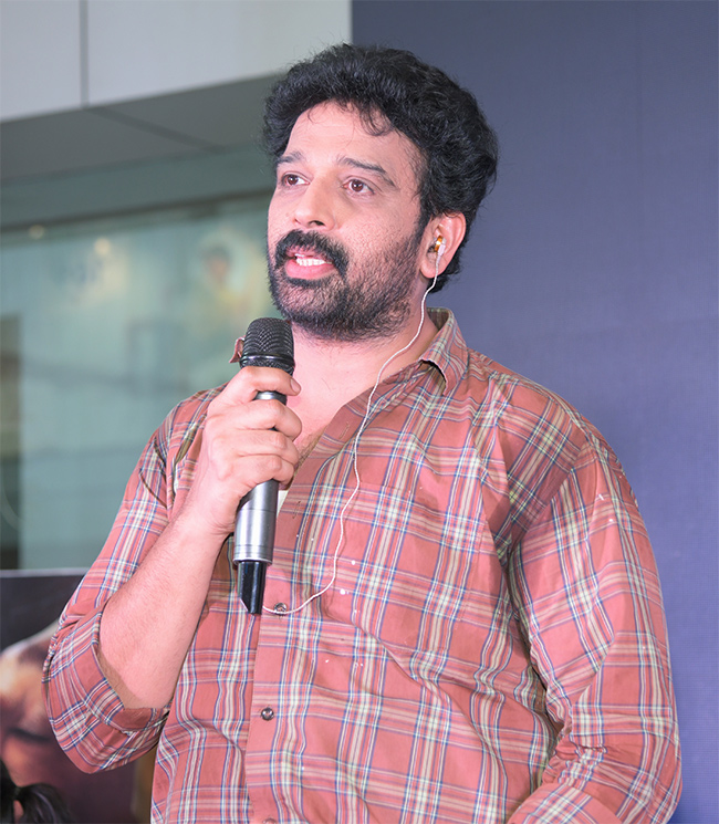 JD Chakravarthy in Visakhapatnam Pics - Sakshi10