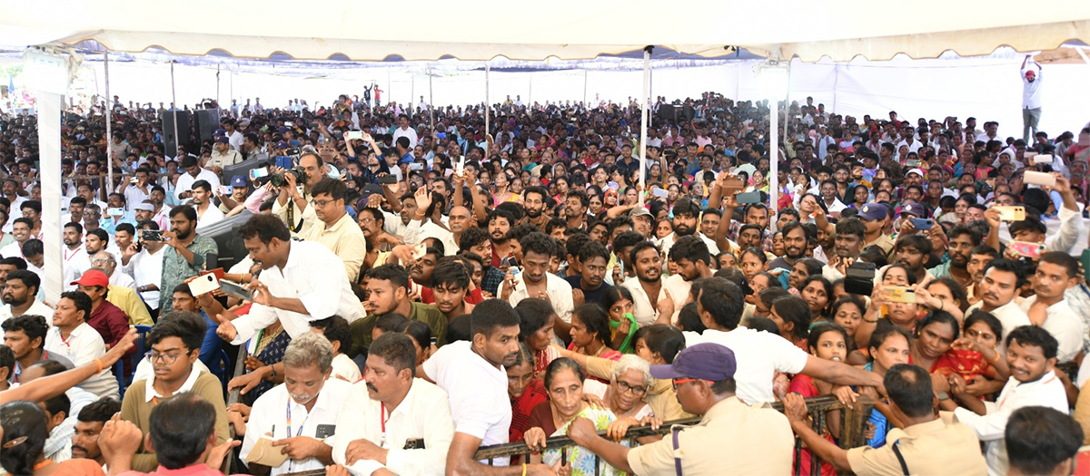 AP CM YS Jagan Visit Flood Hit Districts Photos - Sakshi32