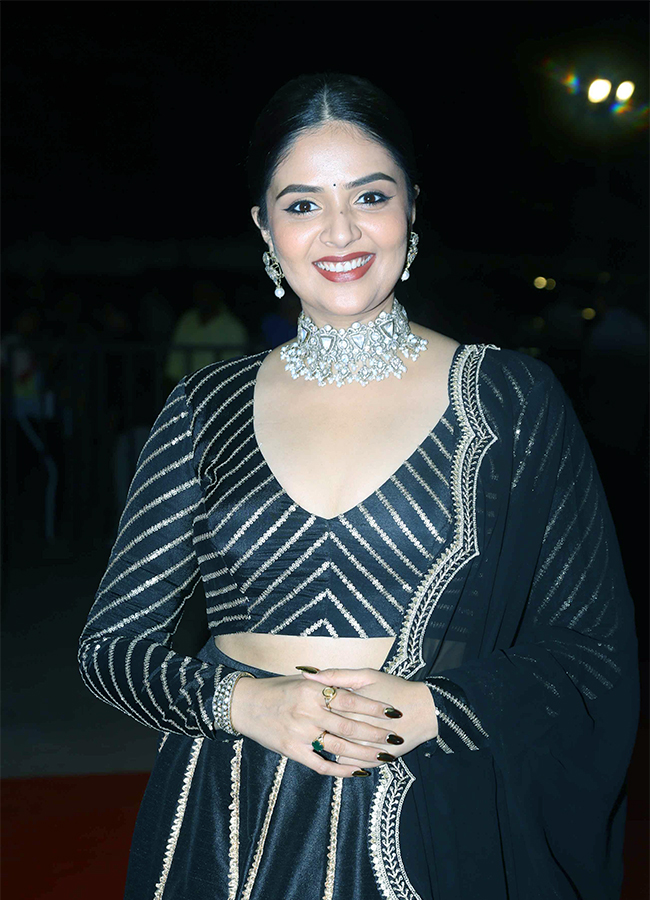 Anchor Sreemukhi At Bhola Shankar Pre Release Event Pics - Sakshi12