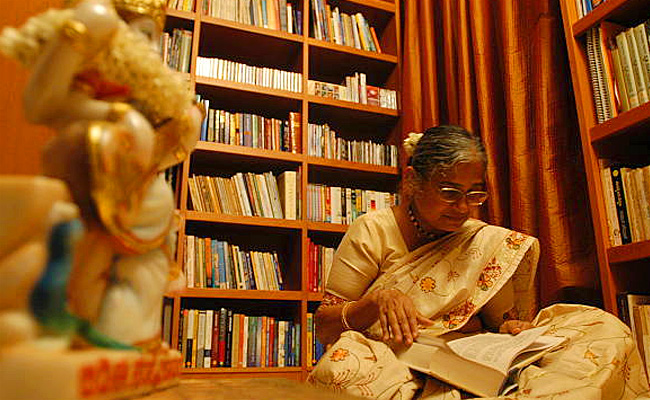 Infosys chairperson sudha murthy photos - Sakshi15