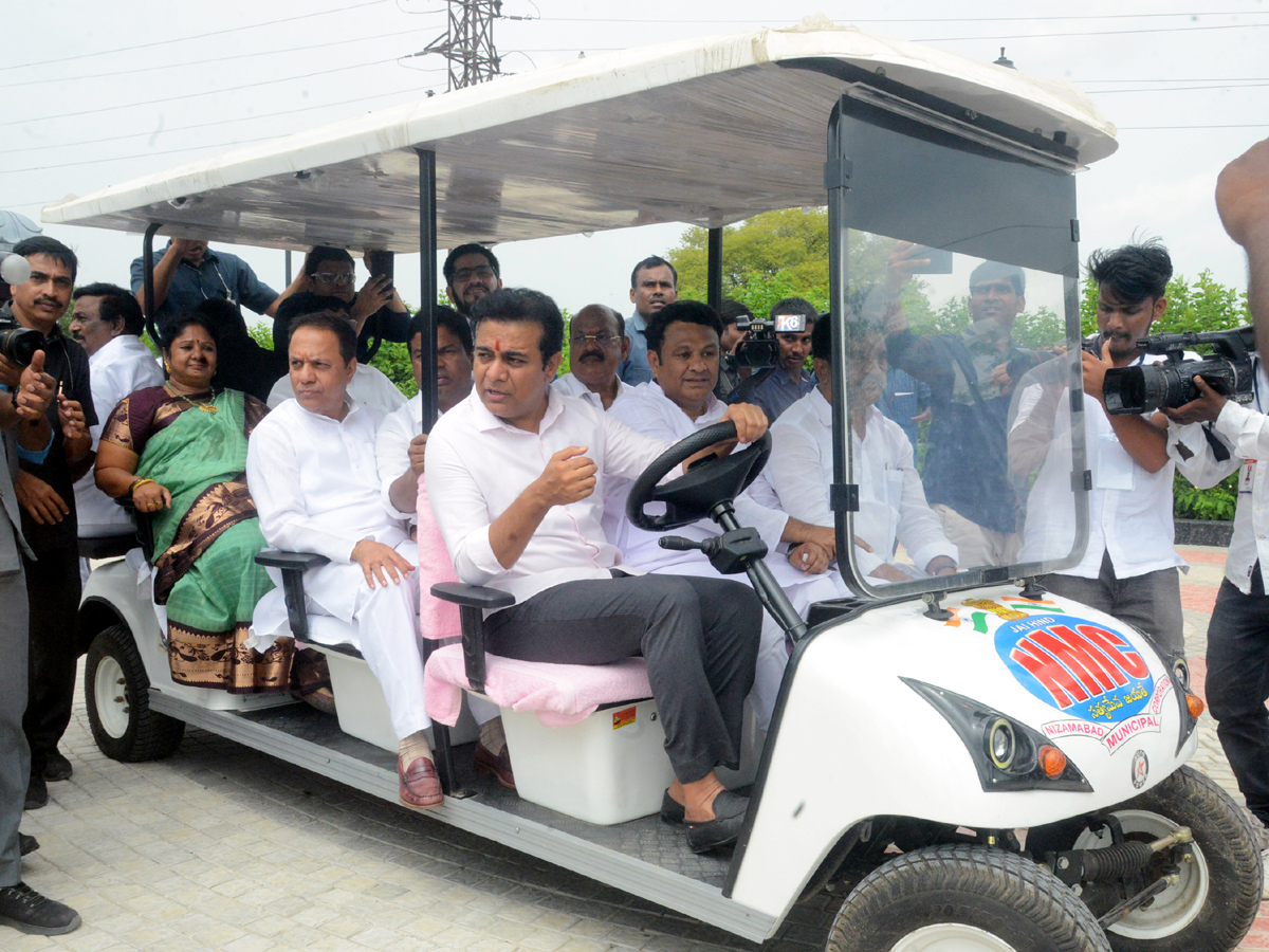 KTR Started IT Towers, NAC Building In Nizamabad Photos - Sakshi7