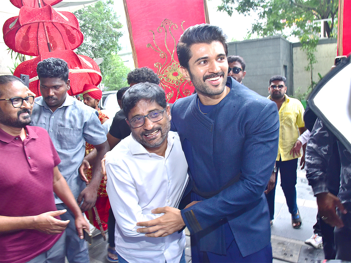 Vijay Deverakonda Kushi Movie trailer launch Pics - Sakshi2