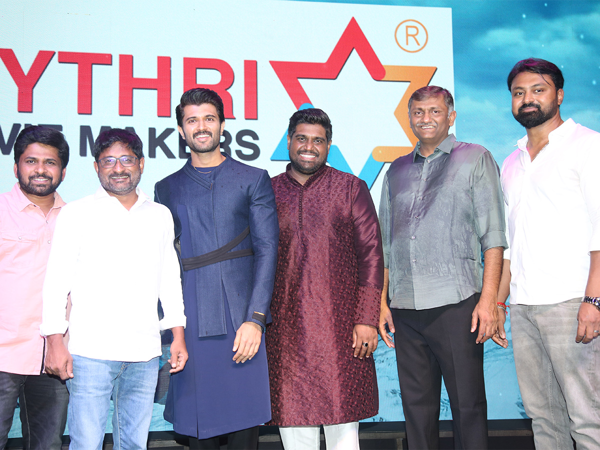 Vijay Deverakonda Kushi Movie trailer launch Pics - Sakshi9