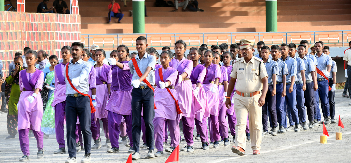 Independence Day Police Rehearsals At Vijayawada Indira Gandhi Municipal Stadium - Sakshi4