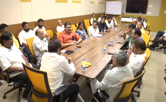 Nandamuri Balakrishna Attend Party Office Meeting In Place Of Chandrababu Photos - Sakshi7