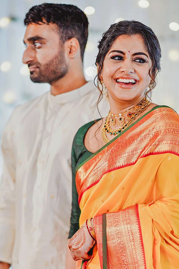 Malayalam actor Meera Nandan gets engaged to Sreeju Photos - Sakshi4