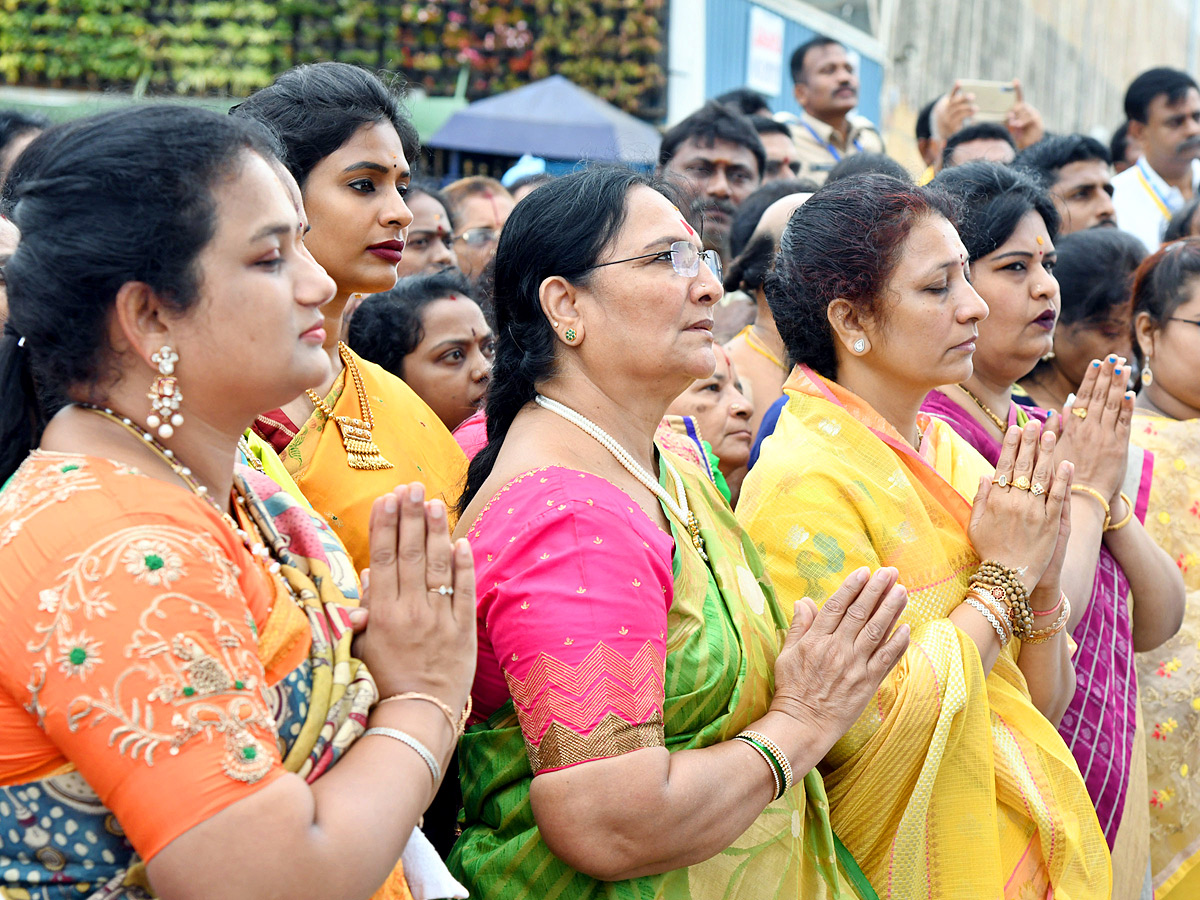 Tirumala Brahmotsavam Malayappa Swami on kalpavriksha vehicle Photos - Sakshi12