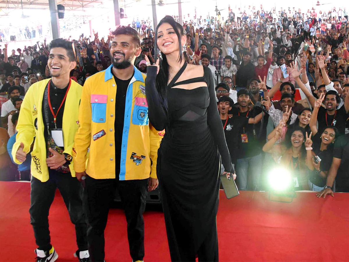 Shruti Haasan At Guru Nanak Institutions Under 25 Youth Festival - Sakshi3