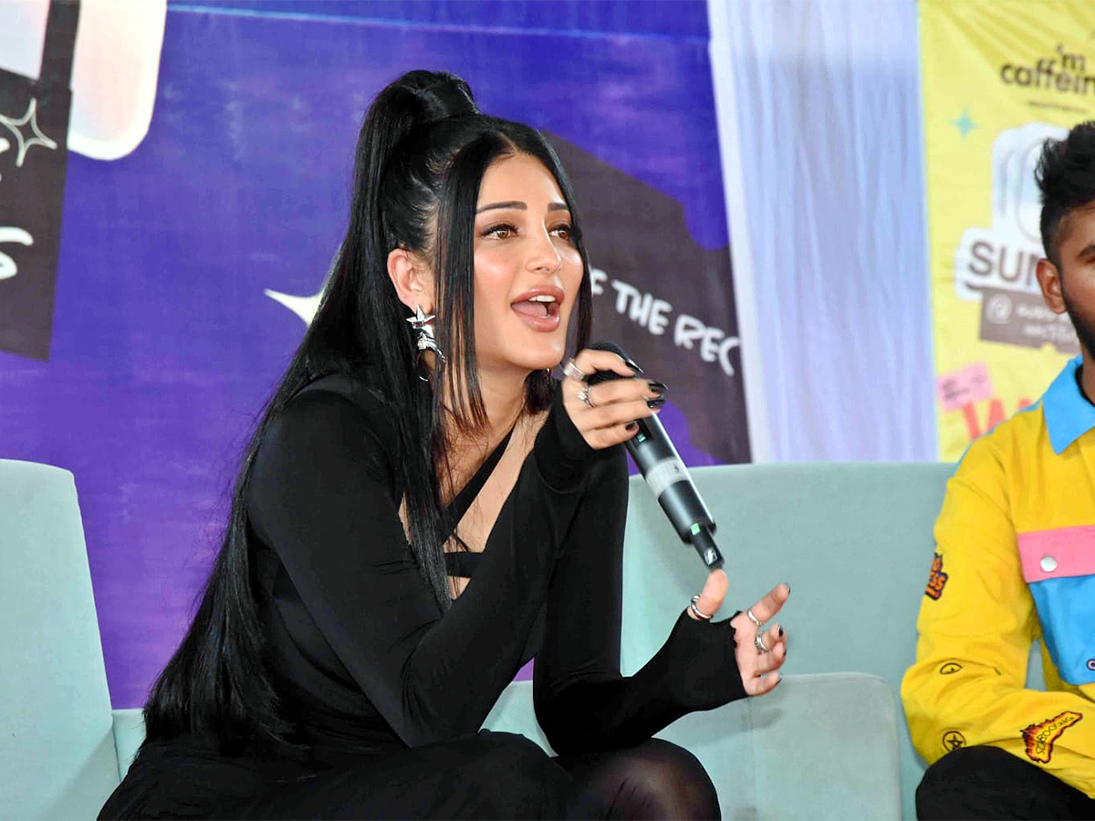 Shruti Haasan At Guru Nanak Institutions Under 25 Youth Festival - Sakshi5