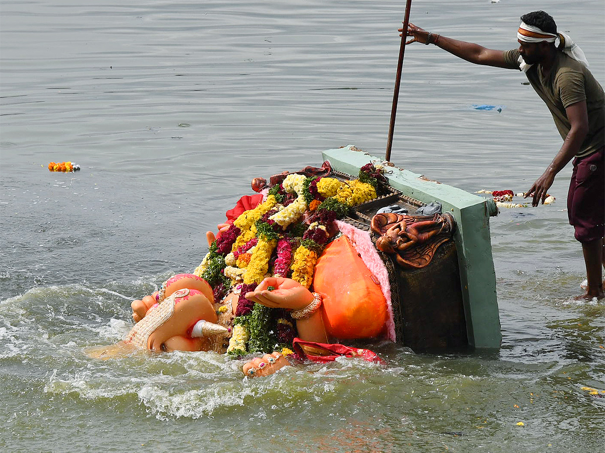 Ganesh Immersion in Hyderabad 2023 - Sakshi11