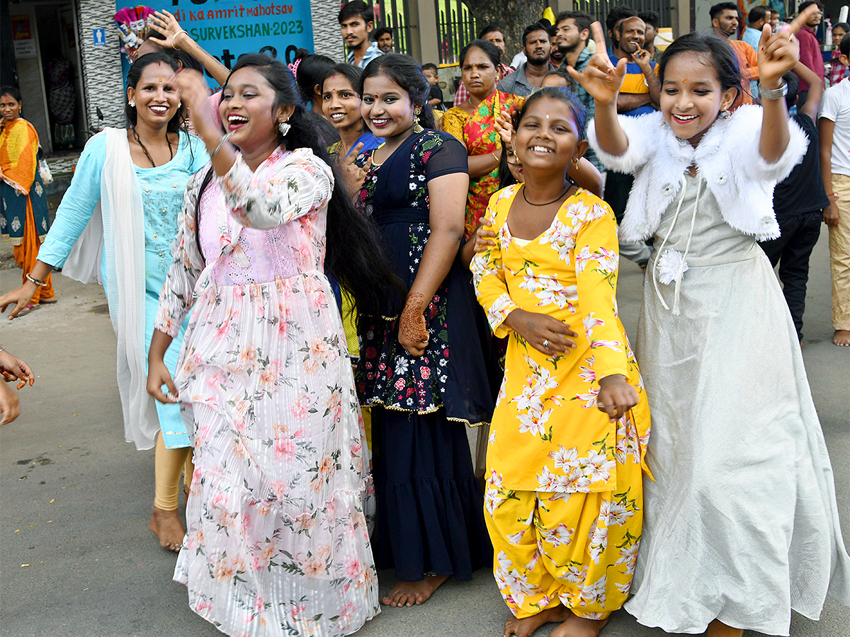 Ganesh Immersion in Hyderabad 2023 - Sakshi18