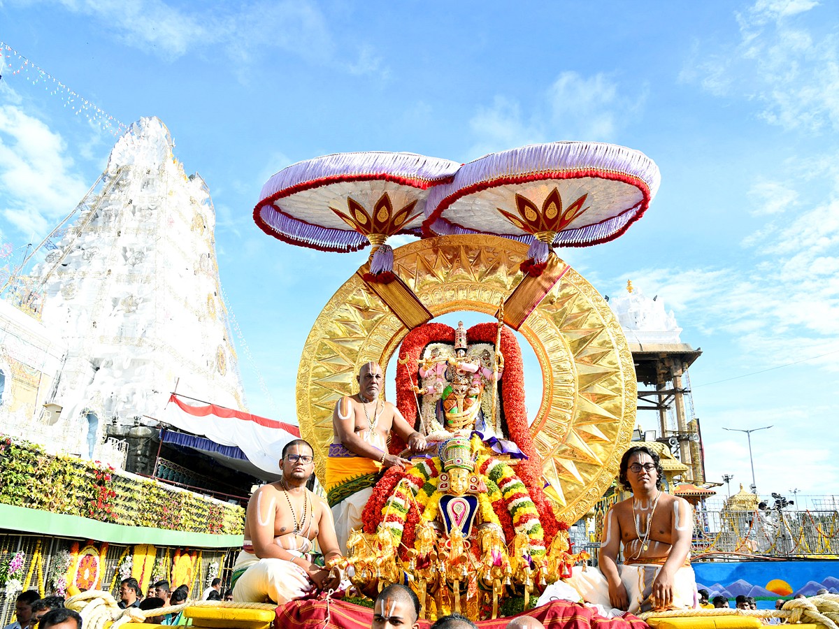 Tirumala Brahotsavam 2023: Srivaru On Suryaprabha Vehicle Photos - Sakshi1