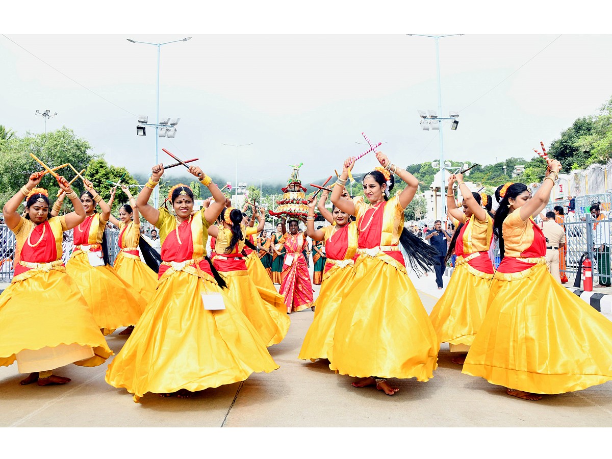 Tirumala Brahotsavam 2023: Srivaru On Suryaprabha Vehicle Photos - Sakshi16