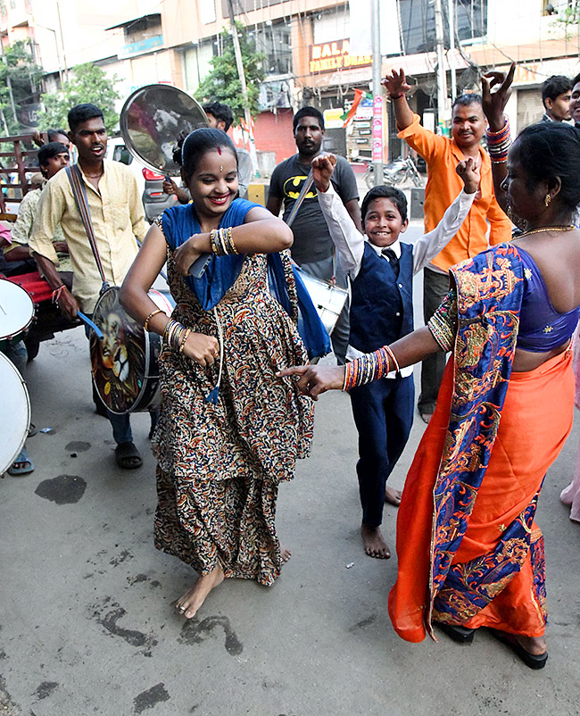 ganesh nimajjanam 2023 hyderabad - Sakshi16