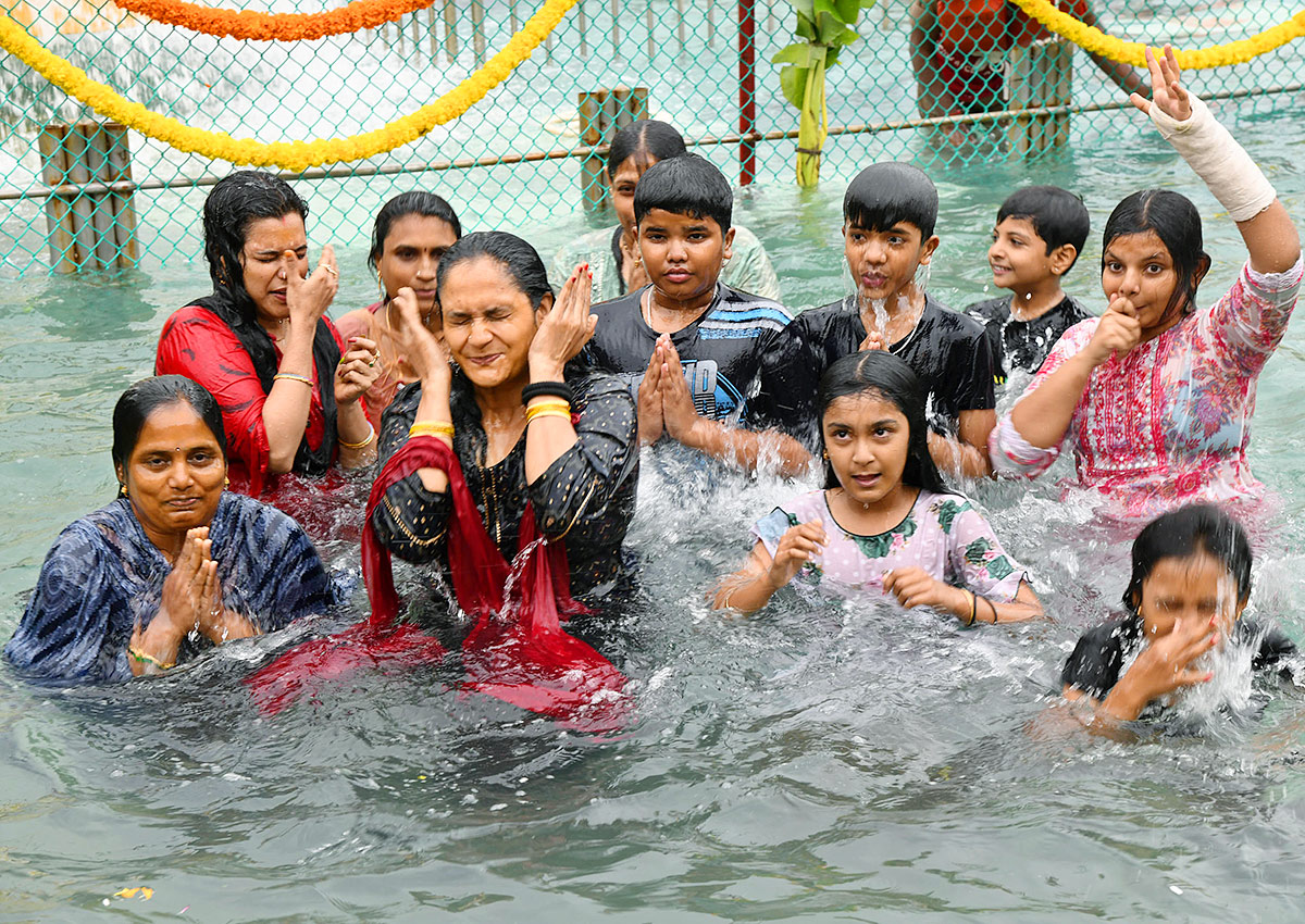 Chakra Snanam at Tirumala Brahmothsavalu 2023 - Sakshi22