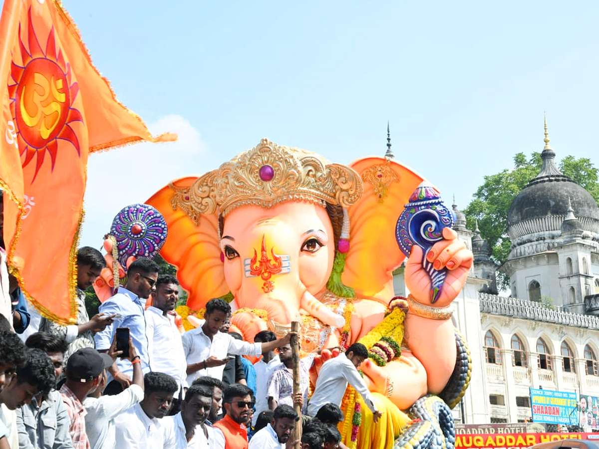 Hyderabad Ganesh Immersion Photos - Sakshi5