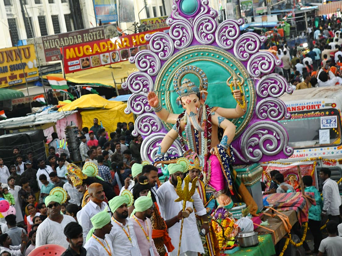 Hyderabad Ganesh Immersion 2023 Photos - Sakshi18