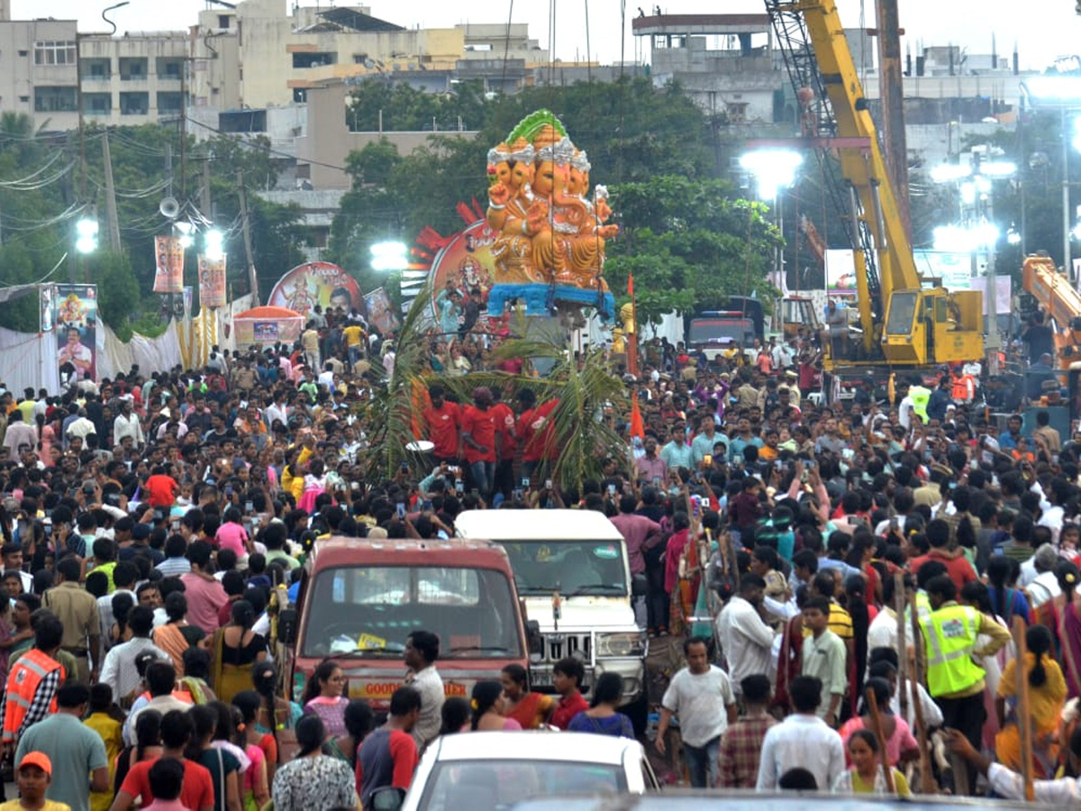 Hyderabad Ganesh Immersion 2023 Photos - Sakshi30