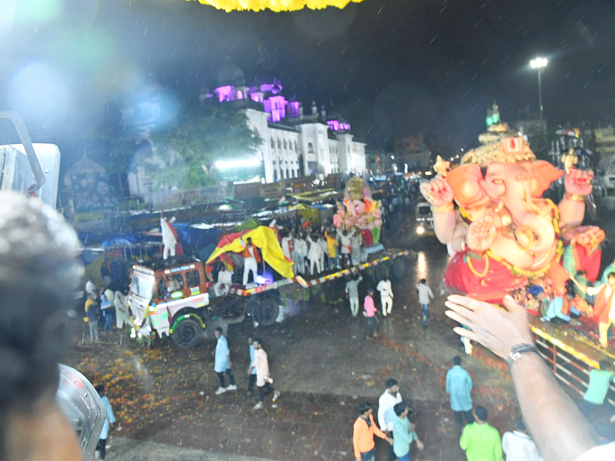 Hyderabad Ganesh Immersion 2023 Photos - Sakshi35