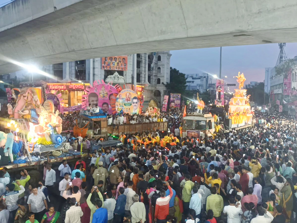 Hyderabad Ganesh Immersion 2023 Photos - Sakshi38