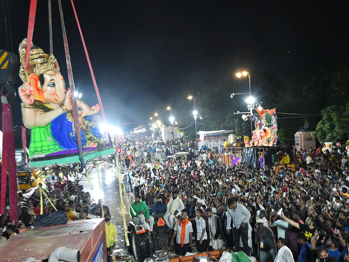 Hyderabad Ganesh Immersion 2023 Photos - Sakshi60