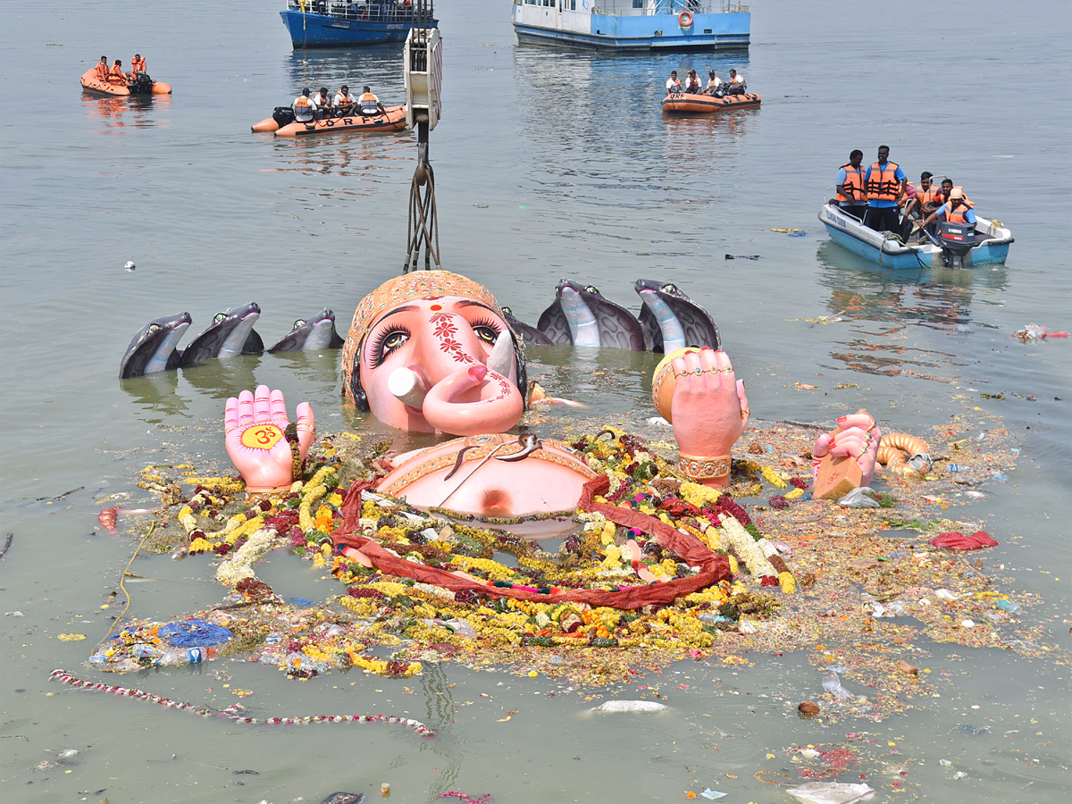 Khairtabad Ganesh Immersion HD Photo Gallery - Sakshi16