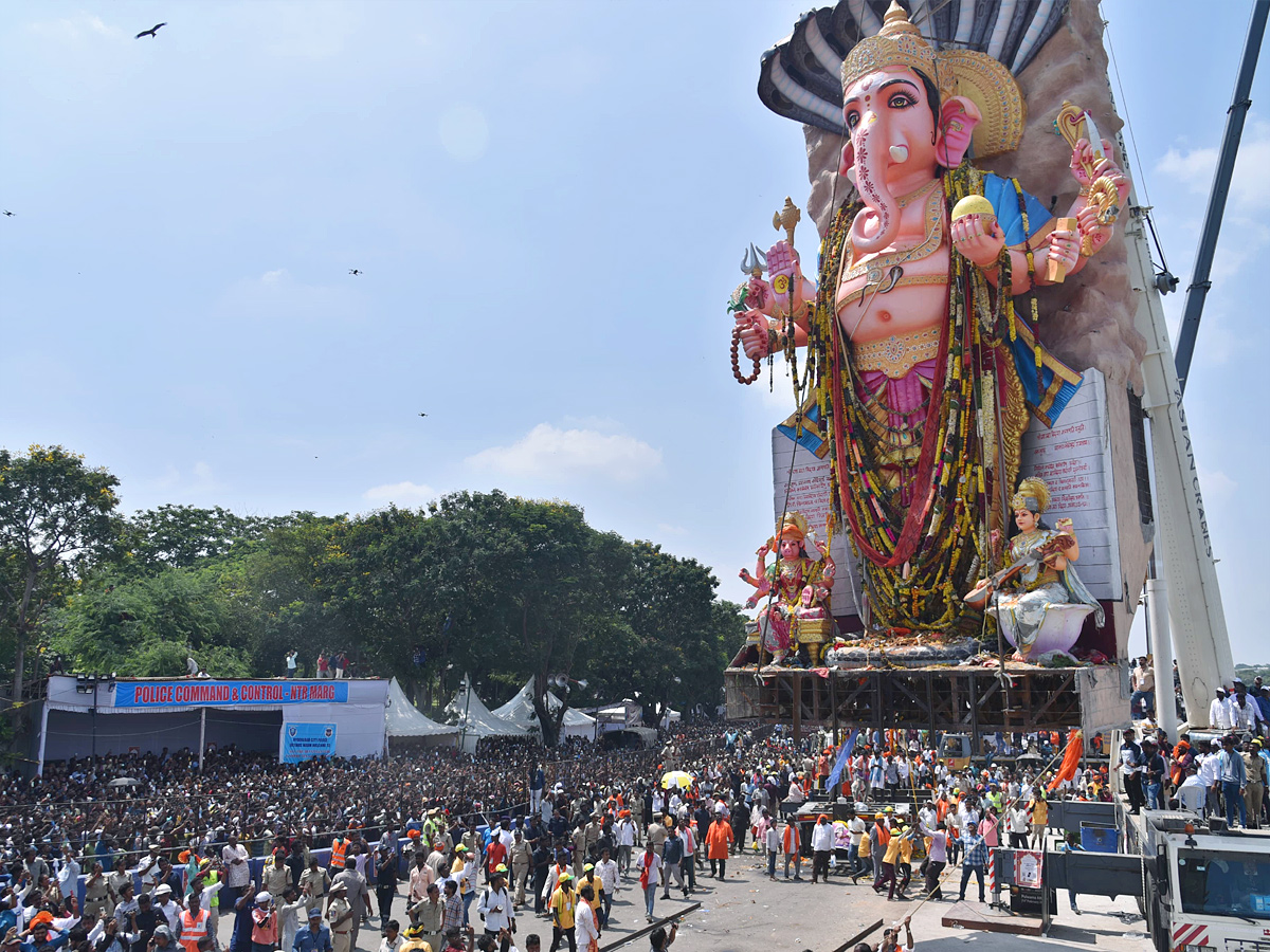 Khairtabad Ganesh Immersion HD Photo Gallery - Sakshi22