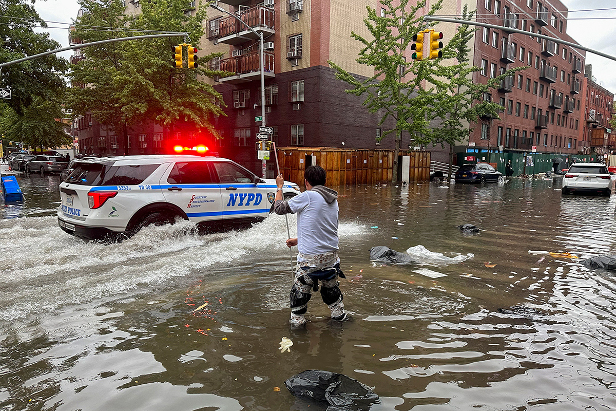 New York floods LIVE Updates Photos - Sakshi11