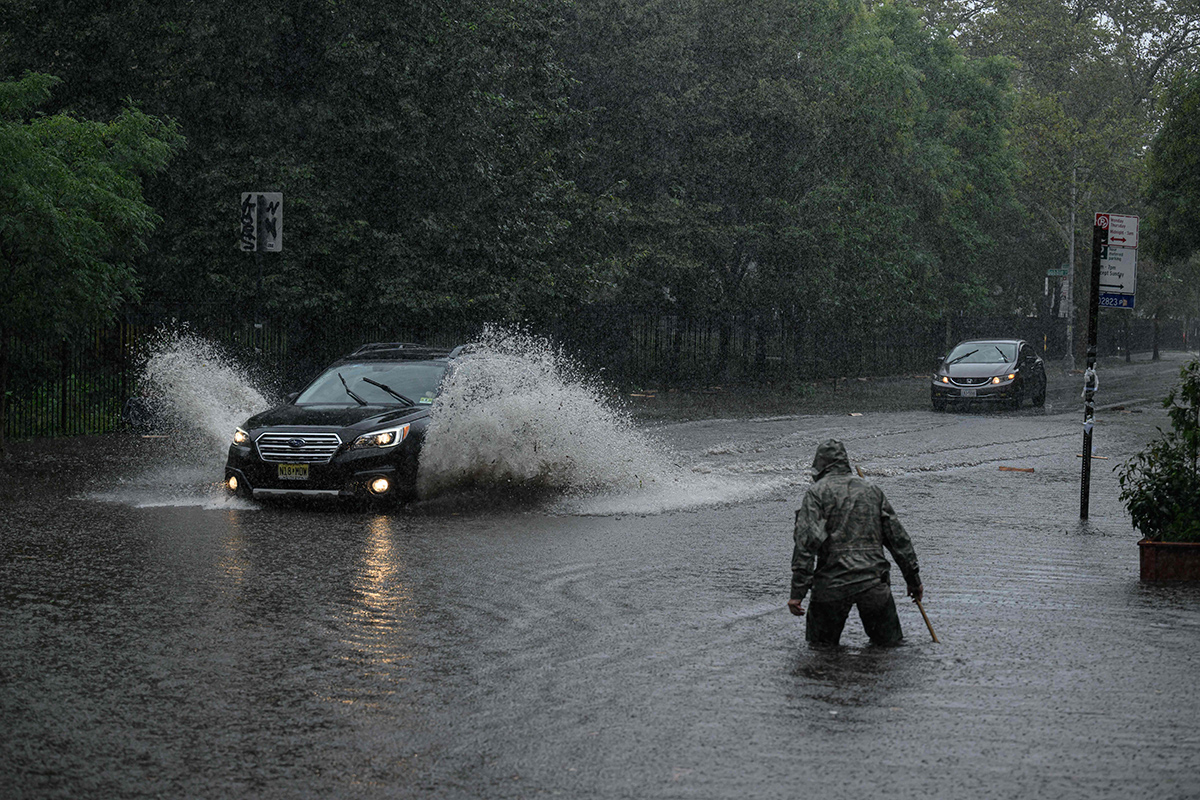 New York floods LIVE Updates Photos - Sakshi13