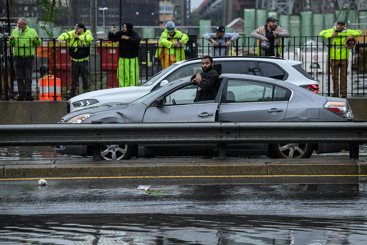 New York floods LIVE Updates Photos - Sakshi15