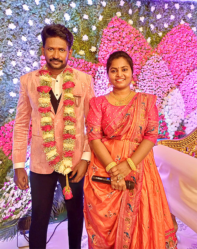 Bigg Boss Telugu Fame Mahesh Vitta Marriage Pics - Sakshi12