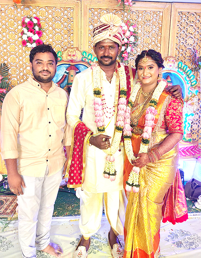 Bigg Boss Telugu Fame Mahesh Vitta Marriage Pics - Sakshi6