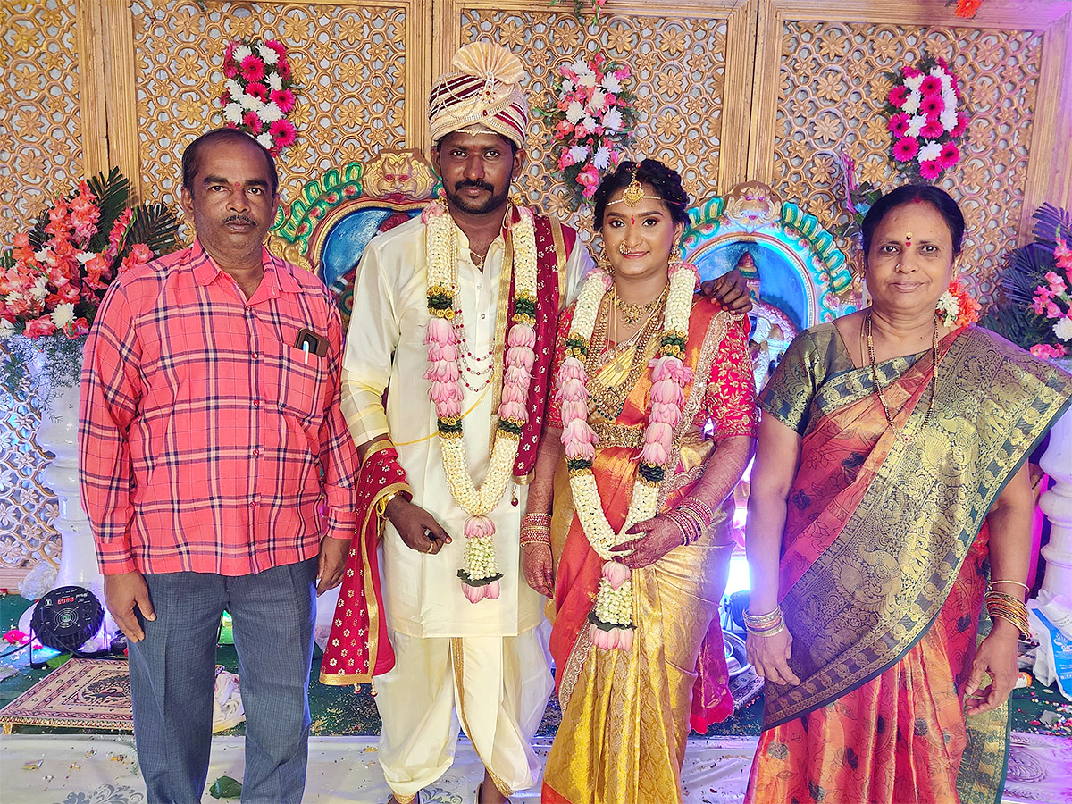 Bigg Boss Telugu Fame Mahesh Vitta Marriage Pics - Sakshi7