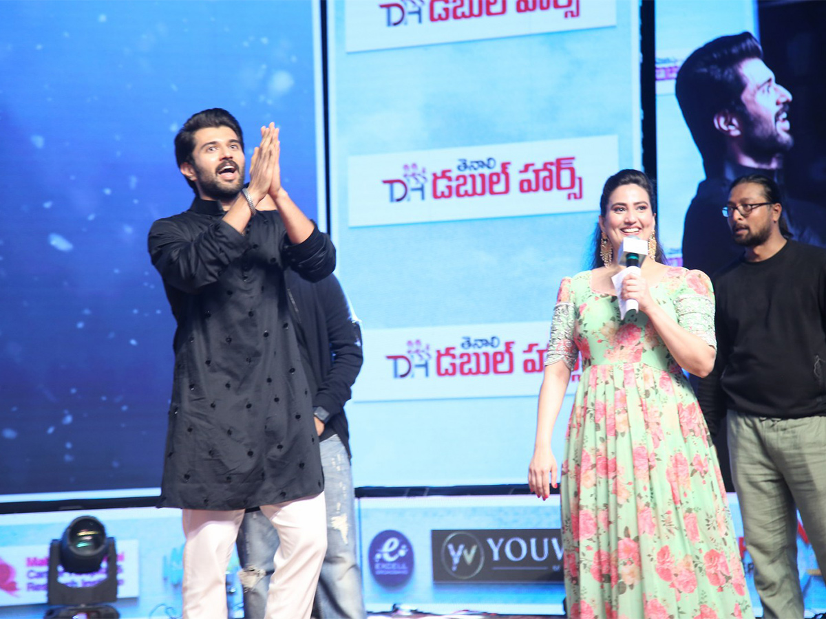 Kushi Movie Success Meet at Vizag  - Sakshi1