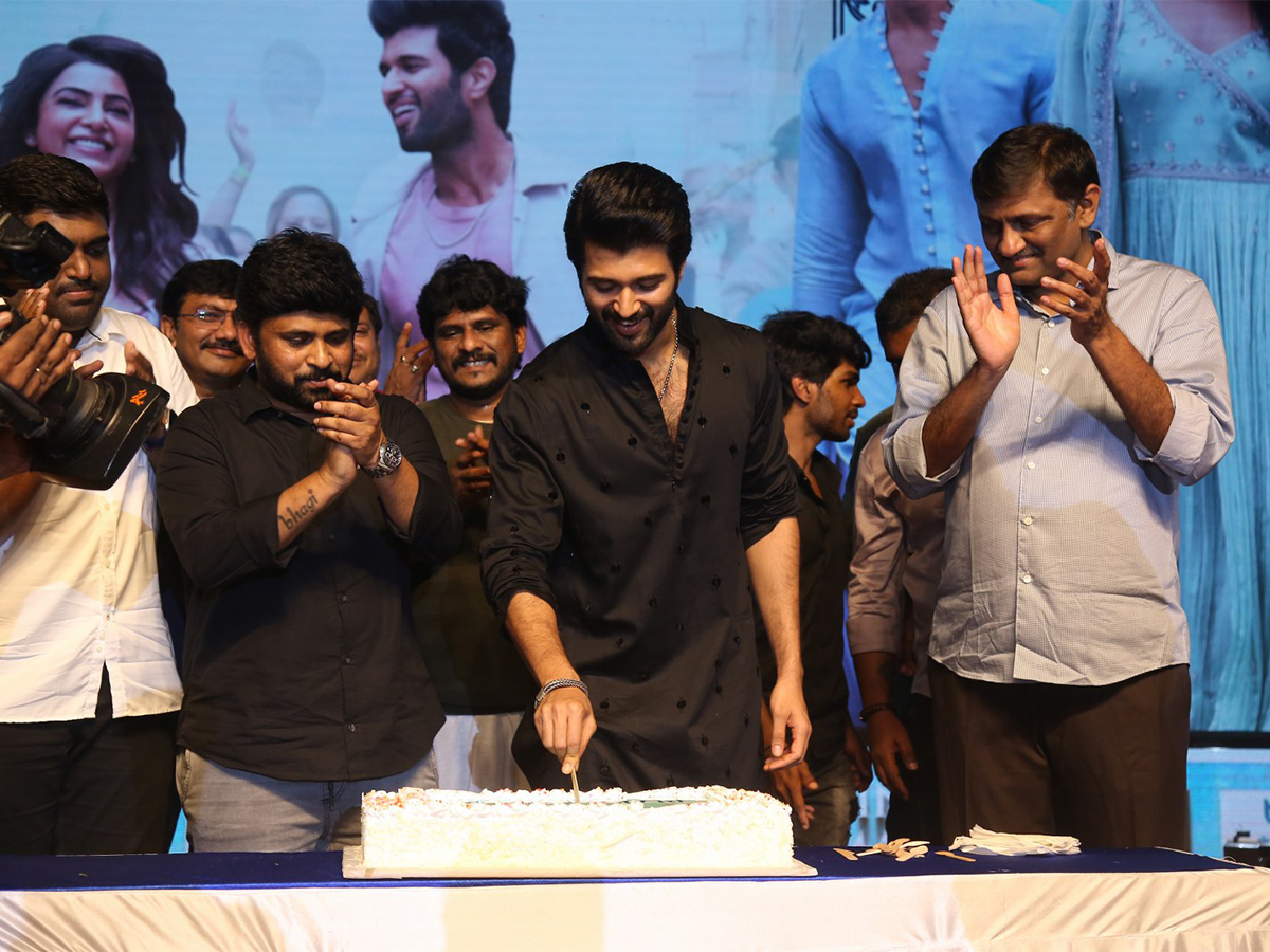 Kushi Movie Success Meet at Vizag  - Sakshi42