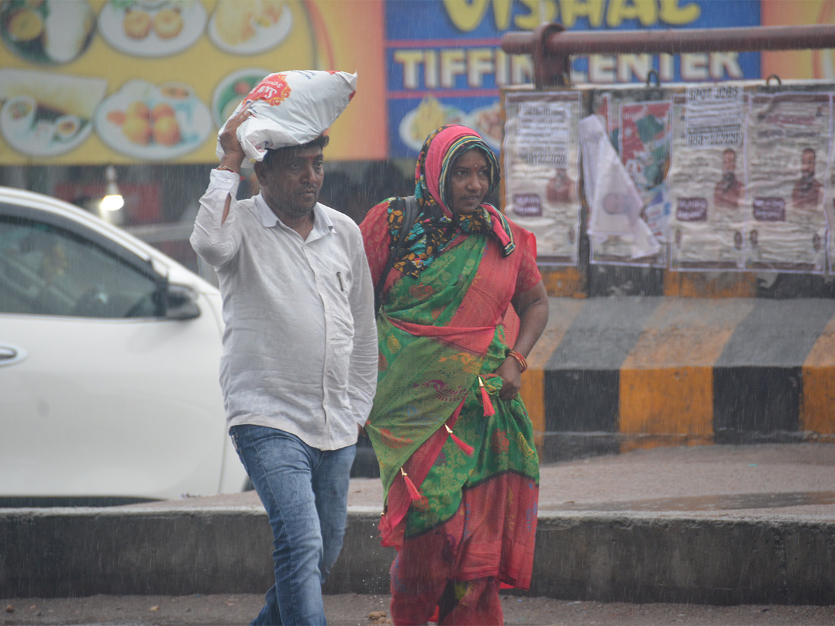 Today Hyderabad Rains Updates pics - Sakshi27