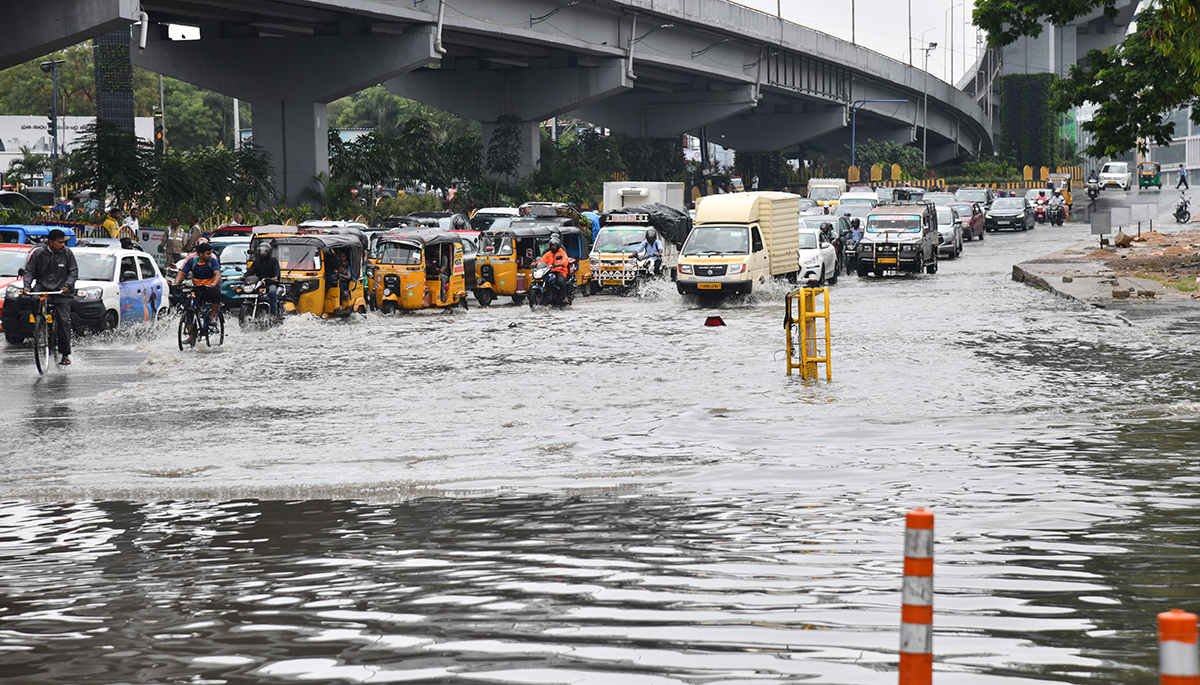 Today Hyderabad Rains Updates pics - Sakshi7