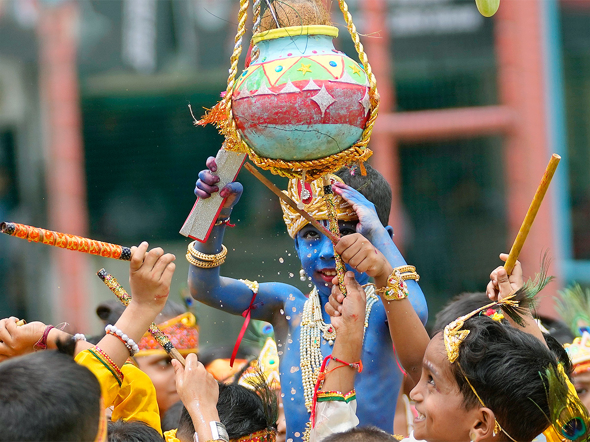 Krishna Janmashtami Festival 2023 Photos - Sakshi1